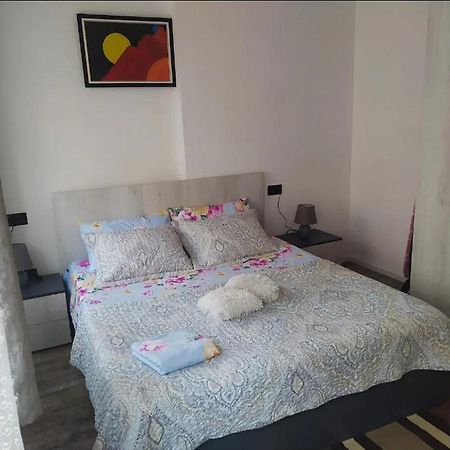 #1 Modern 1Br With Balcony In Up-And-Coming Hip Area Apartment Tirana Exterior photo